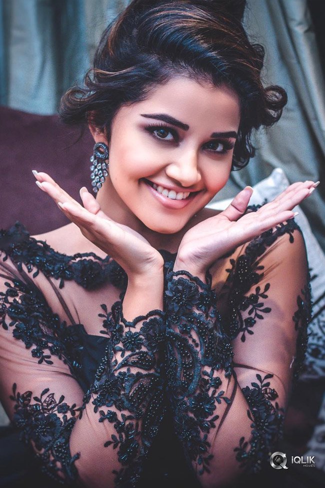 Anupama-Parameswaran